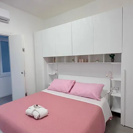 Alihouse Apartment Rom